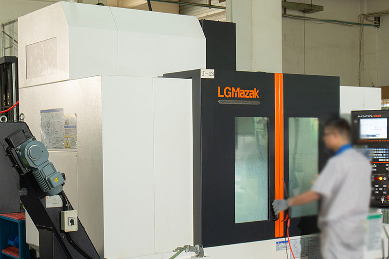 Mazak Vertical Machining Center